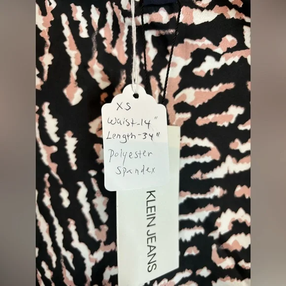 Calvin Klein Animal Print Skirt-Extra Small - Picture 2 of 6